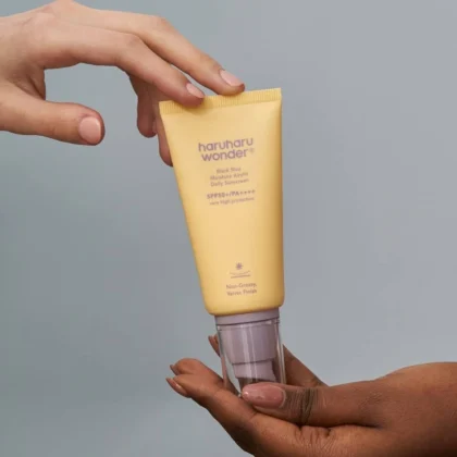 واقي شمس هاررهارو وندر Haruharu Wonder المرطب بالأرز الأسود SPF50 حجم 50 مل من Haruharu Wonder أصلي 100% | متوفر لدى صيدلية البحرين في الموصل بالعراق