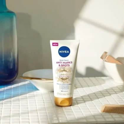 كريم نيفيا NIVEA مركب Luminous630 لتوحيد لون الجسم ومكافحة البقع 200 مل من NIVEA أصلي 100% | متوفر لدى صيدلية البحرين في الموصل بالعراق