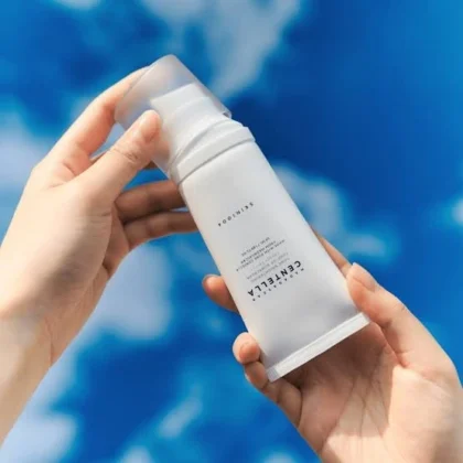 واقي شمس سكن 1004 SKIN1004 مادغاسكار سنتيلا لتفتيح البشرة SPF50+ حجم 50 مل من SKIN1004 أصلي 100% | متوفر لدى صيدلية البحرين في الموصل بالعراق